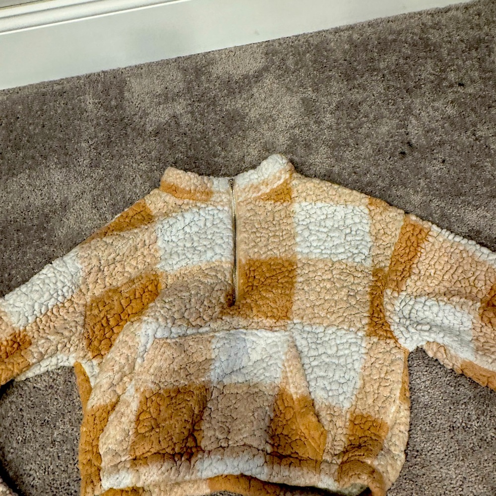 quarter zip brown and white sweater